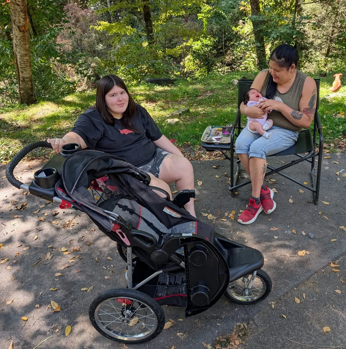 Dinineladi Dinisdelvhido (CNH Doula Cohort)&rsquo;s Stroller Roundup is officially in action, and the first stroller has found a home!
Every stroller shared is more than a gift, it&rsquo;s a sign of support, a gesture of care, and a reminder that our