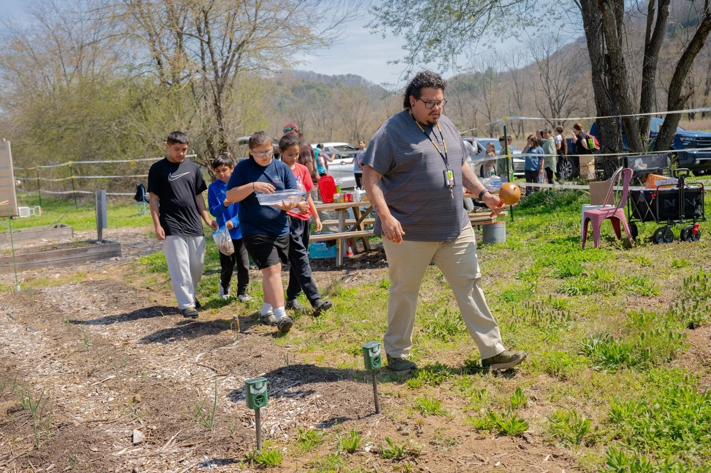 The Center for Native Health&rsquo;s garden was the site of a beautiful day of intergenerational learning on Wednesday, March 25. Judaculla&rsquo;s Kids from New Kituwah Academy visited to help shape the Mother&rsquo;s Garden in the form of a woman. 