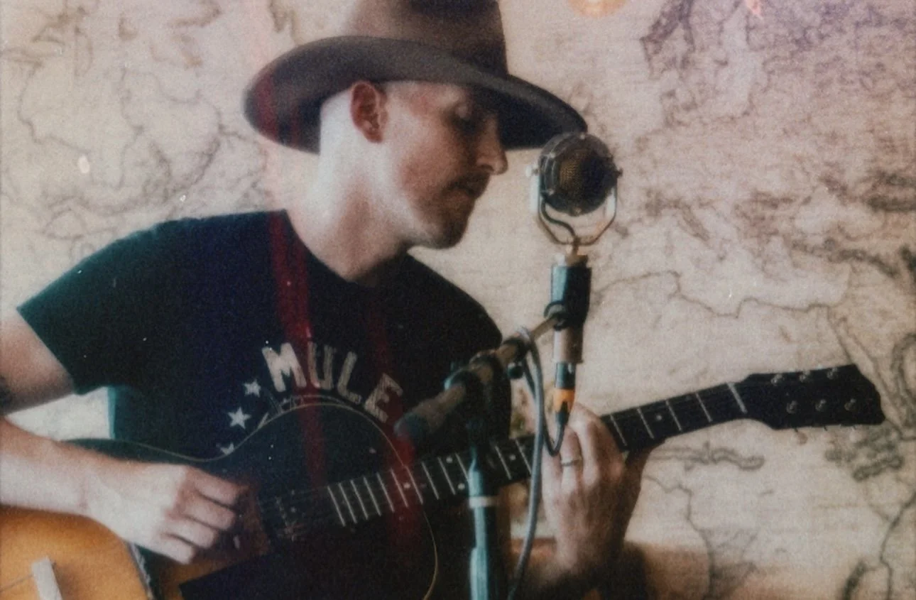 Live Music: Andy Porter