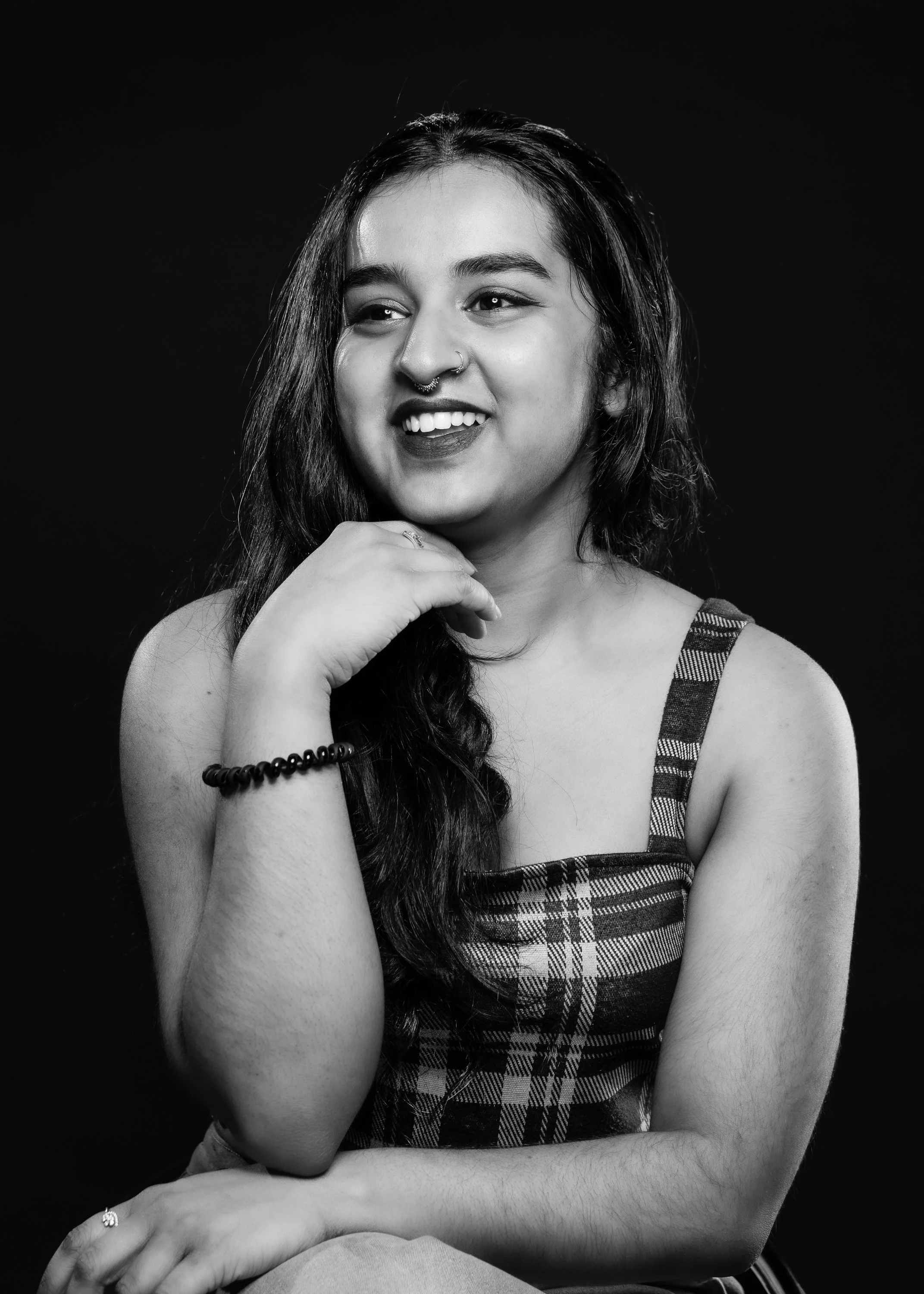 dnce3901-kavya-4.jpg