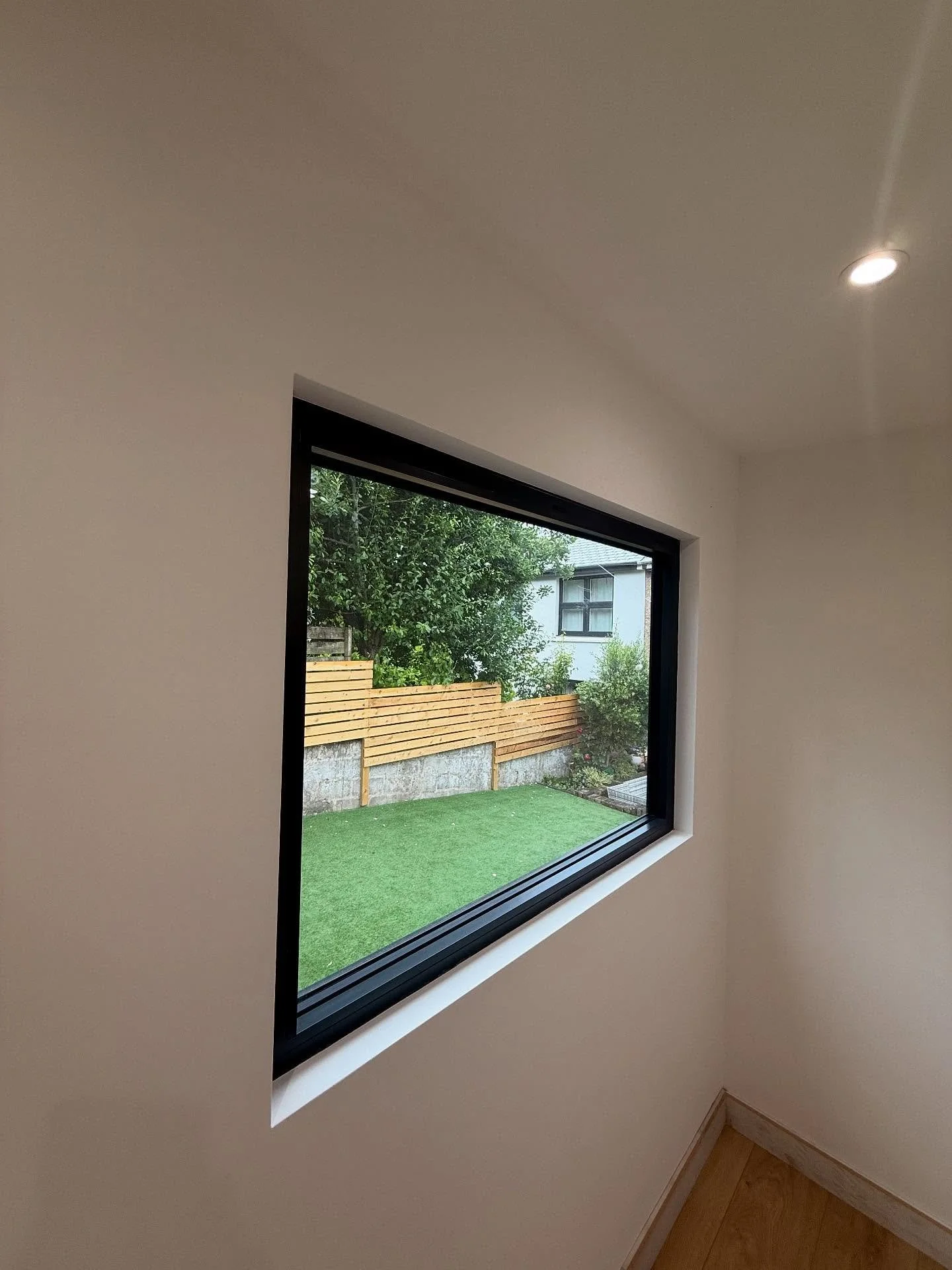 After a garden room? Get in contact to tailor a room to your budget! 

If you work from home there&rsquo;s nothing better than your own office to have a personal space to focus on work! 

This garden room provides exactly that for this customer, a sm