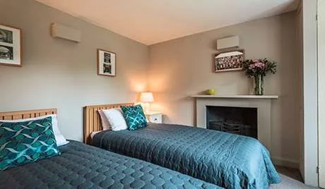 bedroom2.jpg