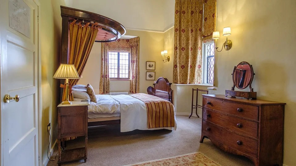 shutebarton-doublebedroom2-jameswilliams-july20183.jpg