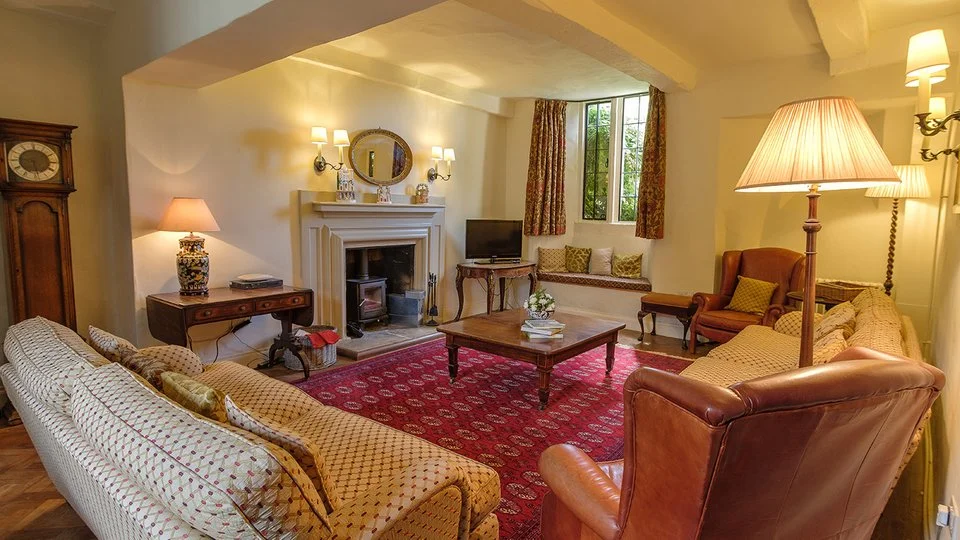 shutebarton-sittingroom-jameswilliams-july20182.jpg