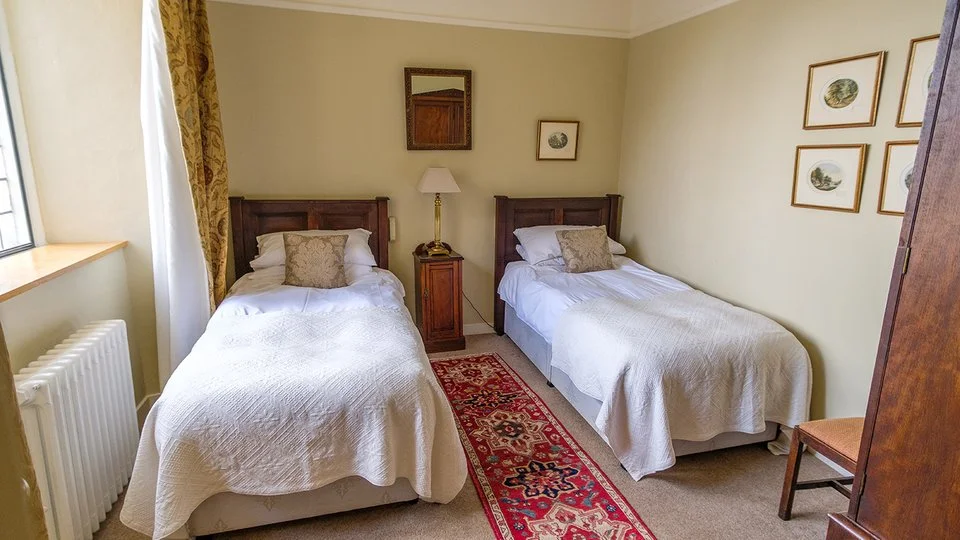 shutebarton-twinbedroom-jameswilliams-july20182.jpg