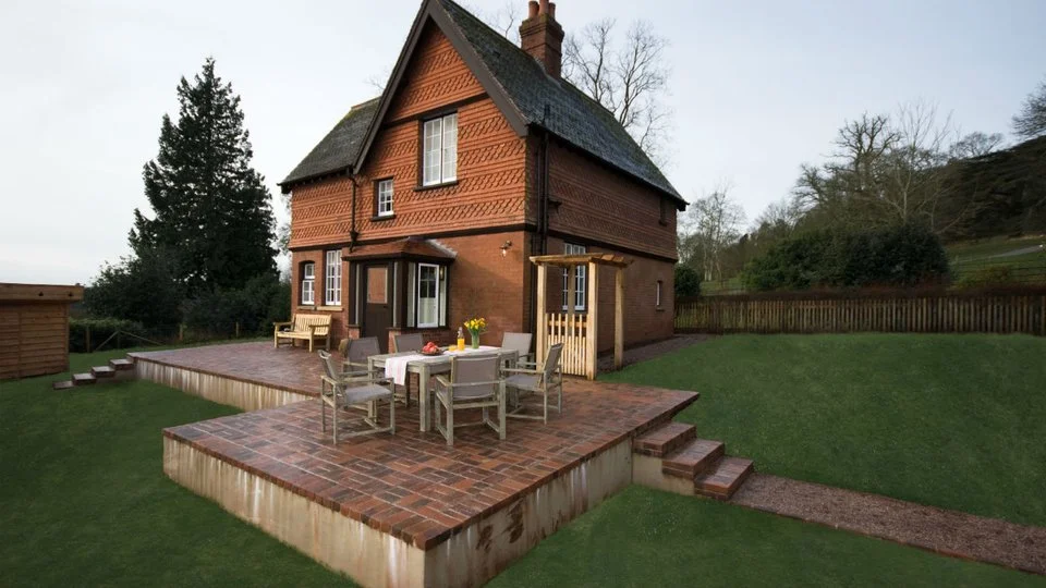 killertonparkcottagekillertonexterior4mikehenton.jpg