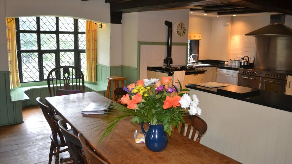 emleykitchen2.jpg