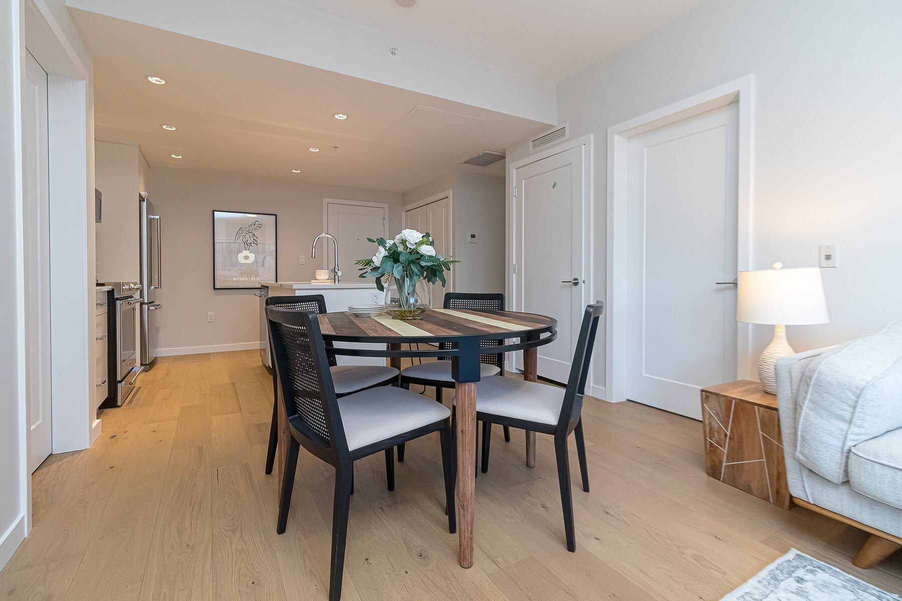 11-dining-room.jpg