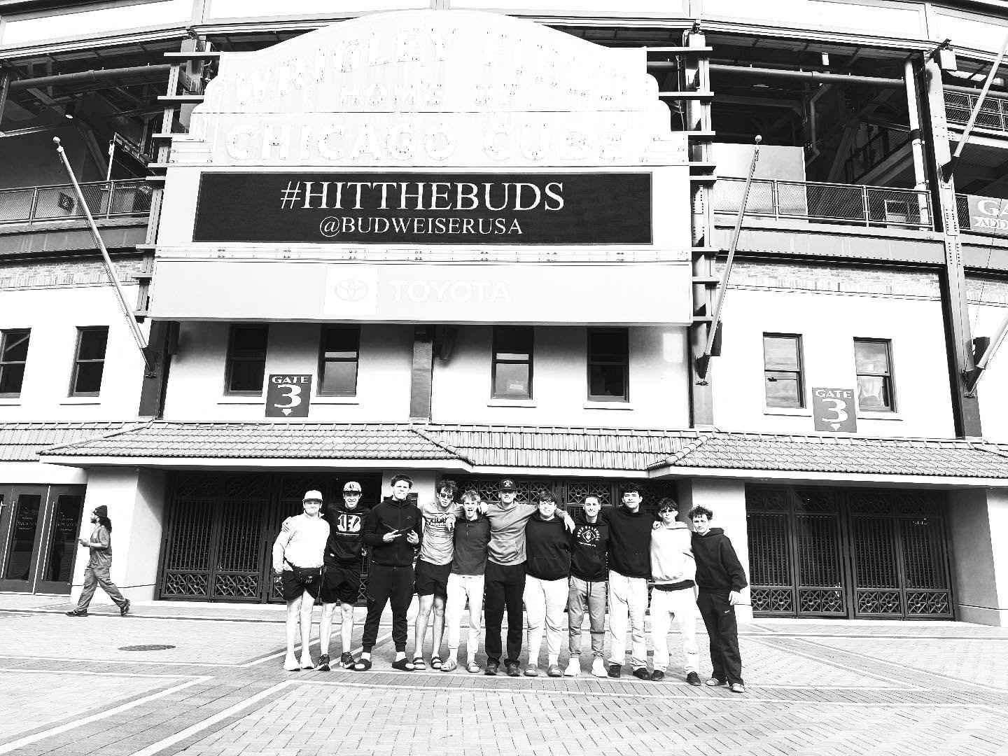 photo dump. 

pba finished the season spending some much needed time together in The Chi. Peeping tall buildings and the famous Bean. Chicago pizza at @loumalnatis . Uber Black SUVs. Famous @sluggersbar too. Capped by a tour of @officialwrigleyfield 