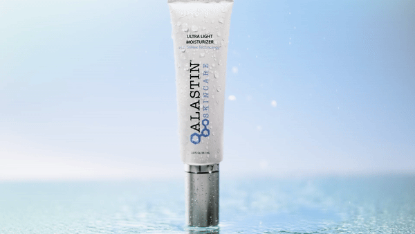 ULTRALIGHTMOISTURIZER2OZvideo-ezgif.com-video-to-gif-converter.gif