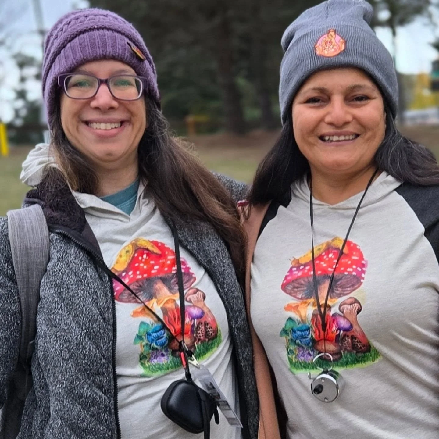 My one photo on my phone from today!
Hahaha! The sweetest twin ever! So awesome to have a fan on my mushroom shirt from last year! ❤️❤️ 
Was having too much fun vending but yes, day one is in the books! Time to relax before tomorrow!