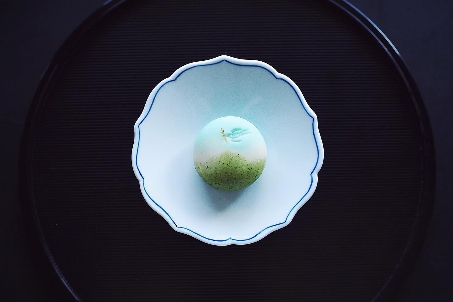 Spring awakens @kettltea this weekend.

&ldquo;Suzume Hajimete Suku&rdquo; (&ldquo;Sparrows Build the First Nest&rdquo;) / 「雀始巣」
&amp;
&ldquo;Suisen&rdquo; (&ldquo;Daffodil&rdquo;) / 「水仙」

The ancient Japanese calendar or &ldquo;Koyomi&rdquo; divides