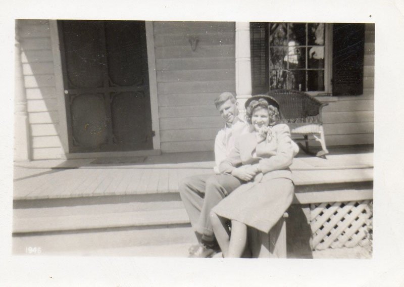 edith-and-sonny-on-front-porch-in-chuckatuck-img670