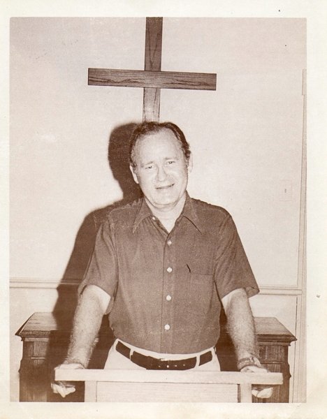 rev-william-everhart-img599.jpg-nggid03520-ngg0dyn-468x600x100-00f0w010c011r110f110r010t010.jpg