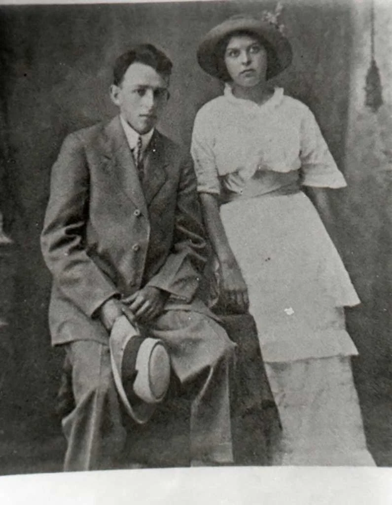  Jack Hulda Kelly and wife Nannie Ruby Moody Kelly - ca 1918  Kelly family photo 