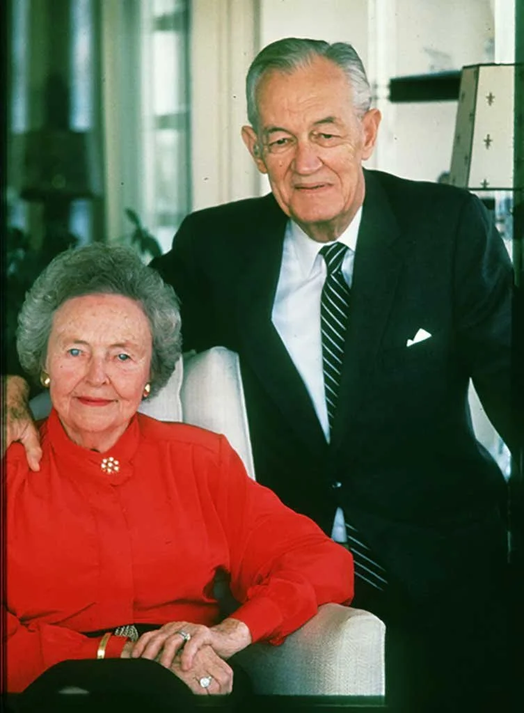 mr-mrs-mills-godwin-jhsii.jpg