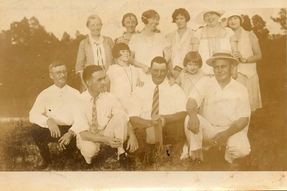  Pitts, Olivers, Johnsons, Carrs, Christis - c 1937  Johnson family photo 