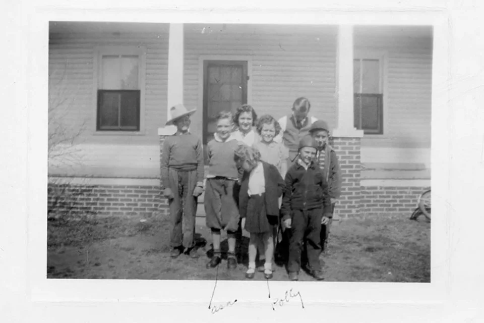  Bill Rippey, Asa Johnson, Polly Johnson, John, Frank Richardson, and Butch Fronfelter 