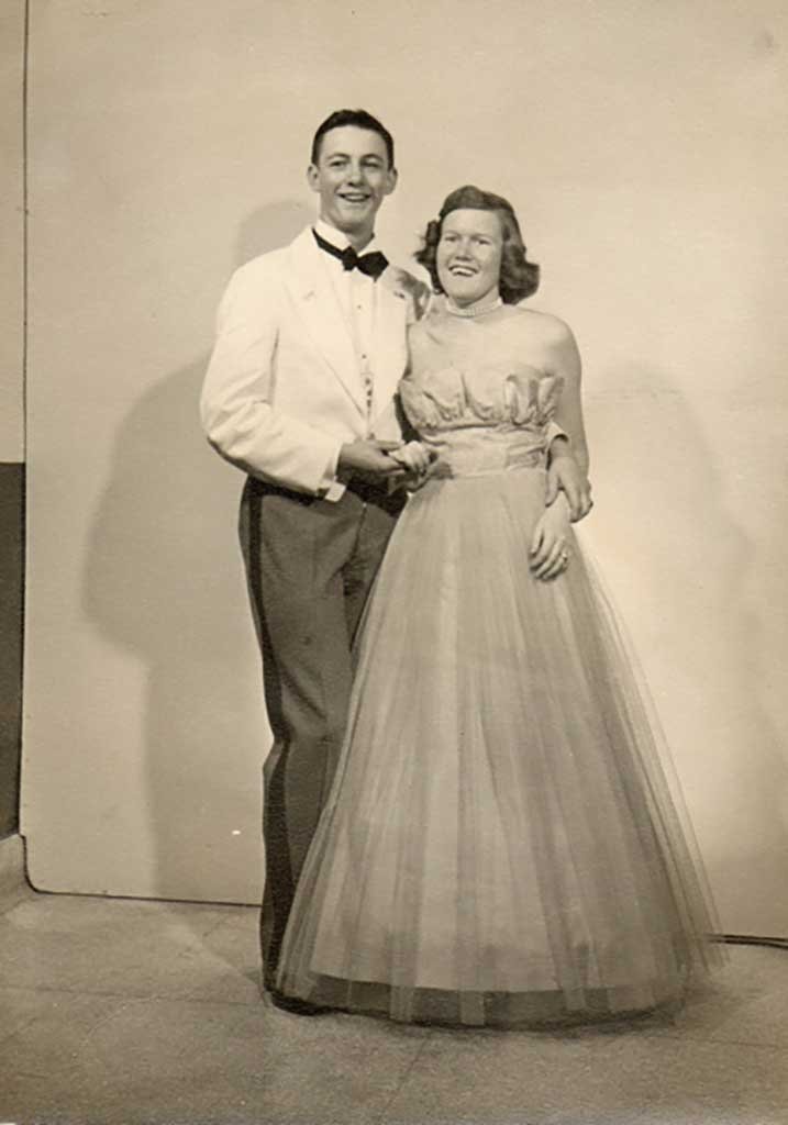  katie-with-poe-webb-at-vpi 