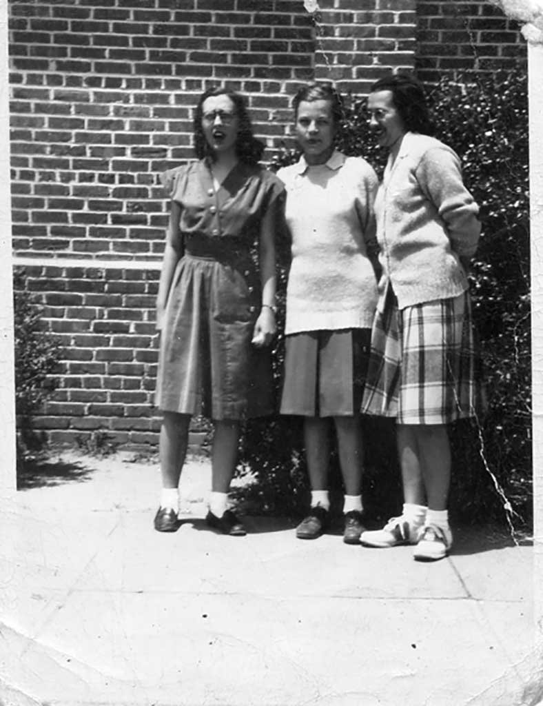  Margie Matthews and Jackie Yeates with an unknown girl at CHS  Rippey family photo 