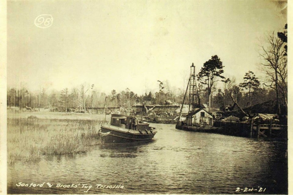 Sanford & Brooks tug “Triscilla” used in preparing for Lake Prince - 2-24-21 Scott Saunders/City of Norfolk photo