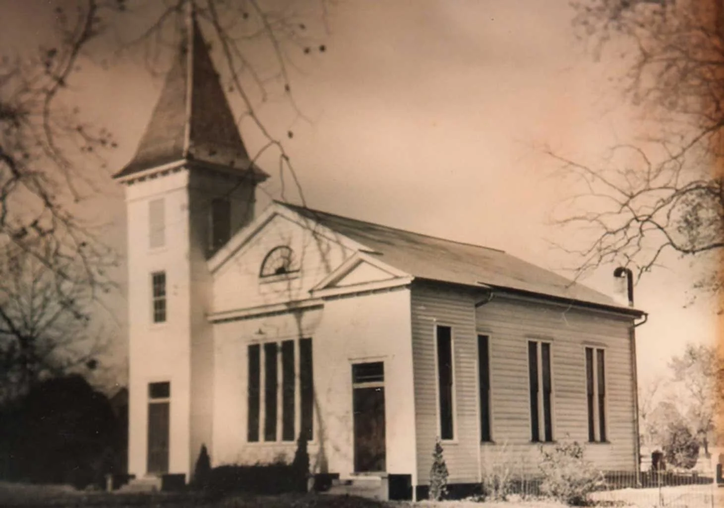 wesley-chapel-methodist-before-addition-img137.jpg-nggid03720-ngg0dyn-0x0x100-00f0w010c011r110f110r010t010.jpg