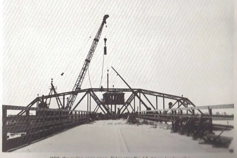 nick-wright-bridge-under-construction.jpg-nggid042692-ngg0dyn-960x640x100-00f0w010c011r110f110r010t010.jpg