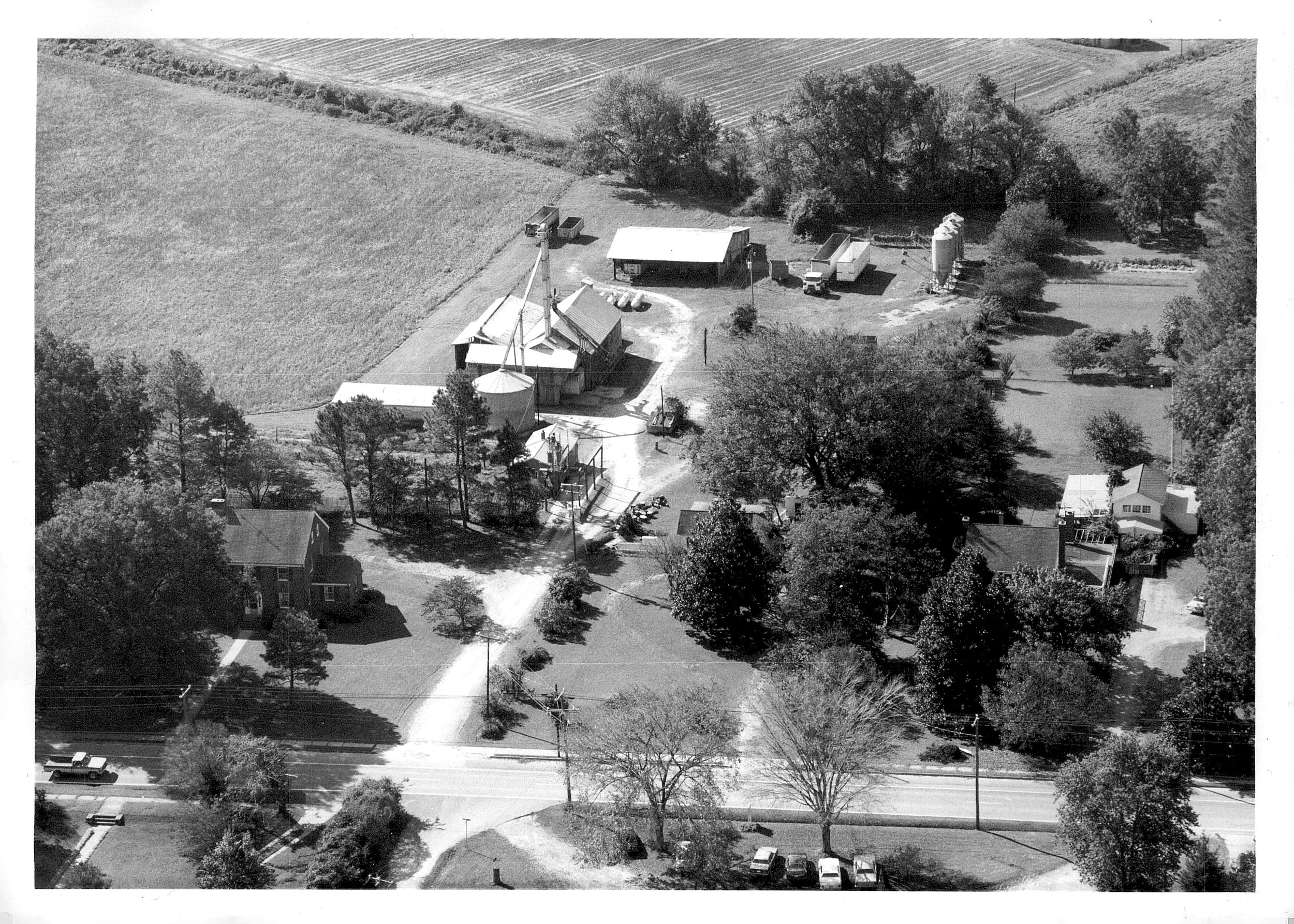  Al Glasscock Farm (Circa 1982-83) in the village of Chuckatuck  Glasscock Family photo 