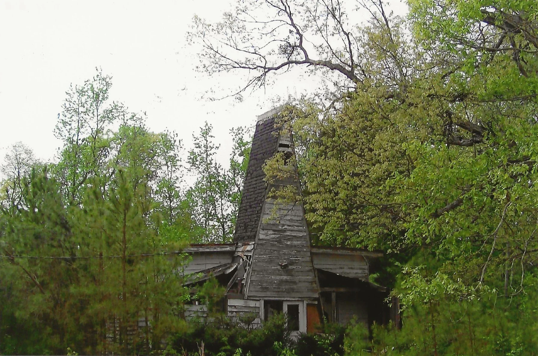 Ash Grove Church 2012 in Longview. Last known minister was Talmadge Ricks.