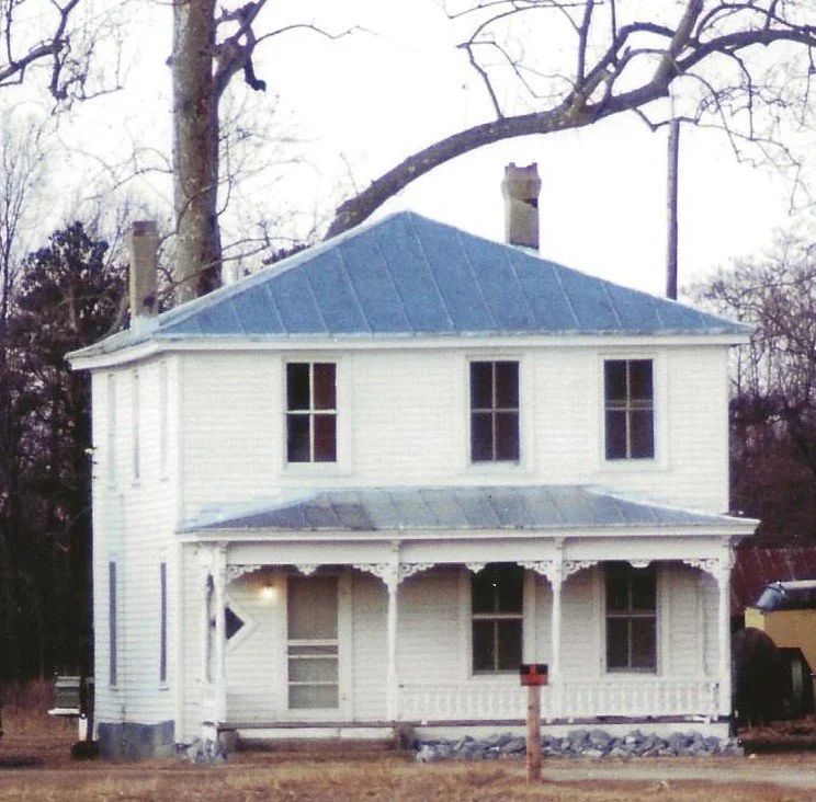 Griffin house  on Longview Drive near Everets