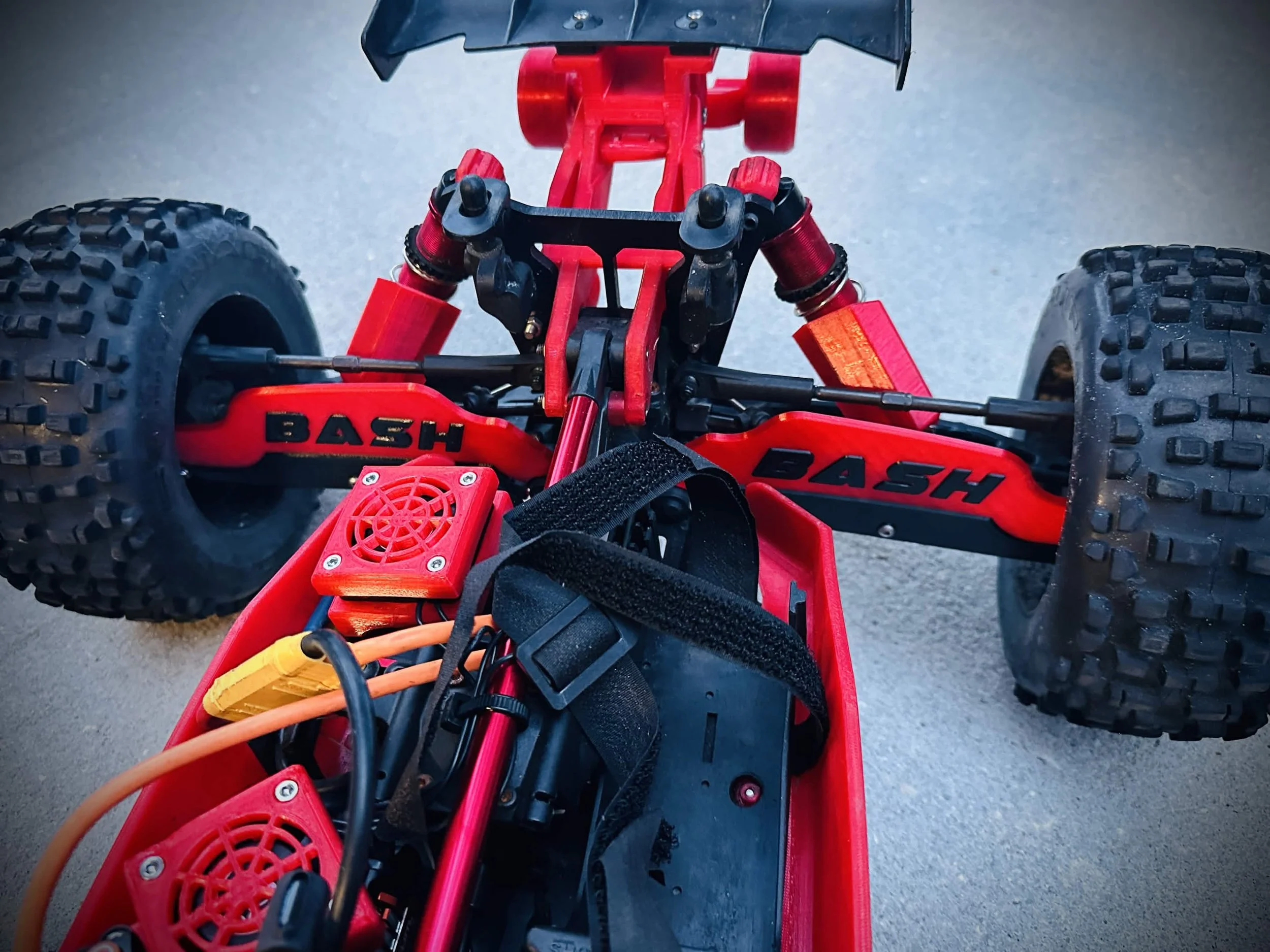 Kraton / Outcast / Talion / Big Rock 6S Rear Mud Guards