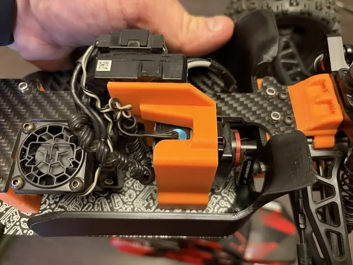 Full Size Servo Mount for Mini Kraton PowerBeeRC Chassis