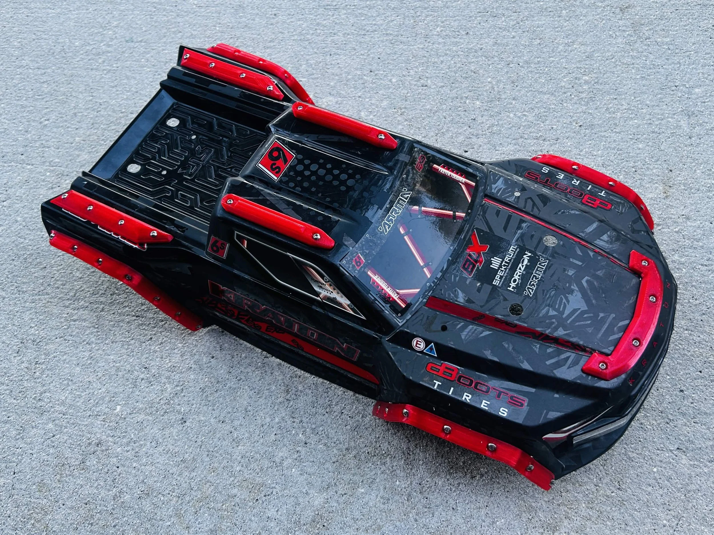 Kraton 6S Body Skid Kit (V6 and V5 Versions)