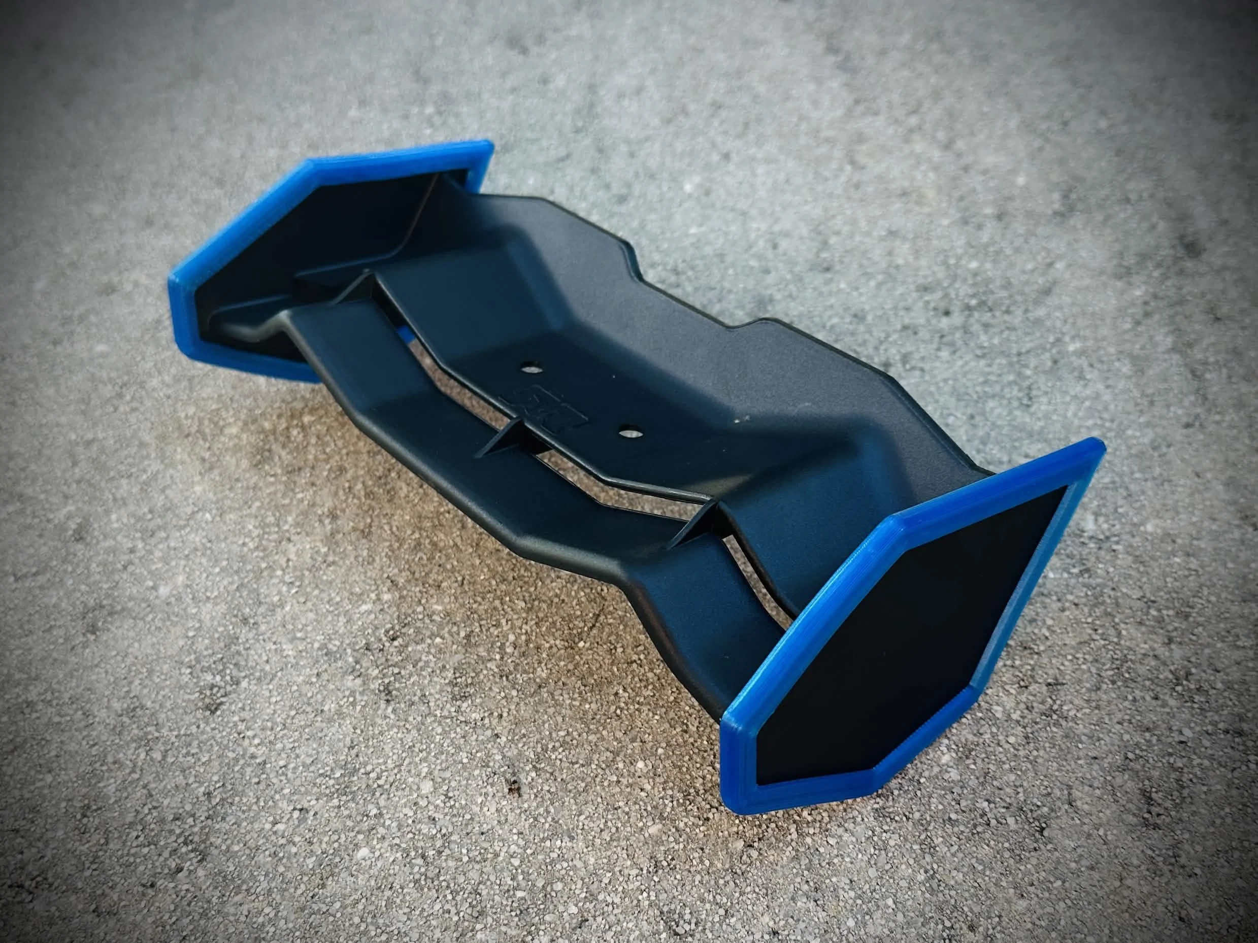 Kraton 6S Wing Guards STL