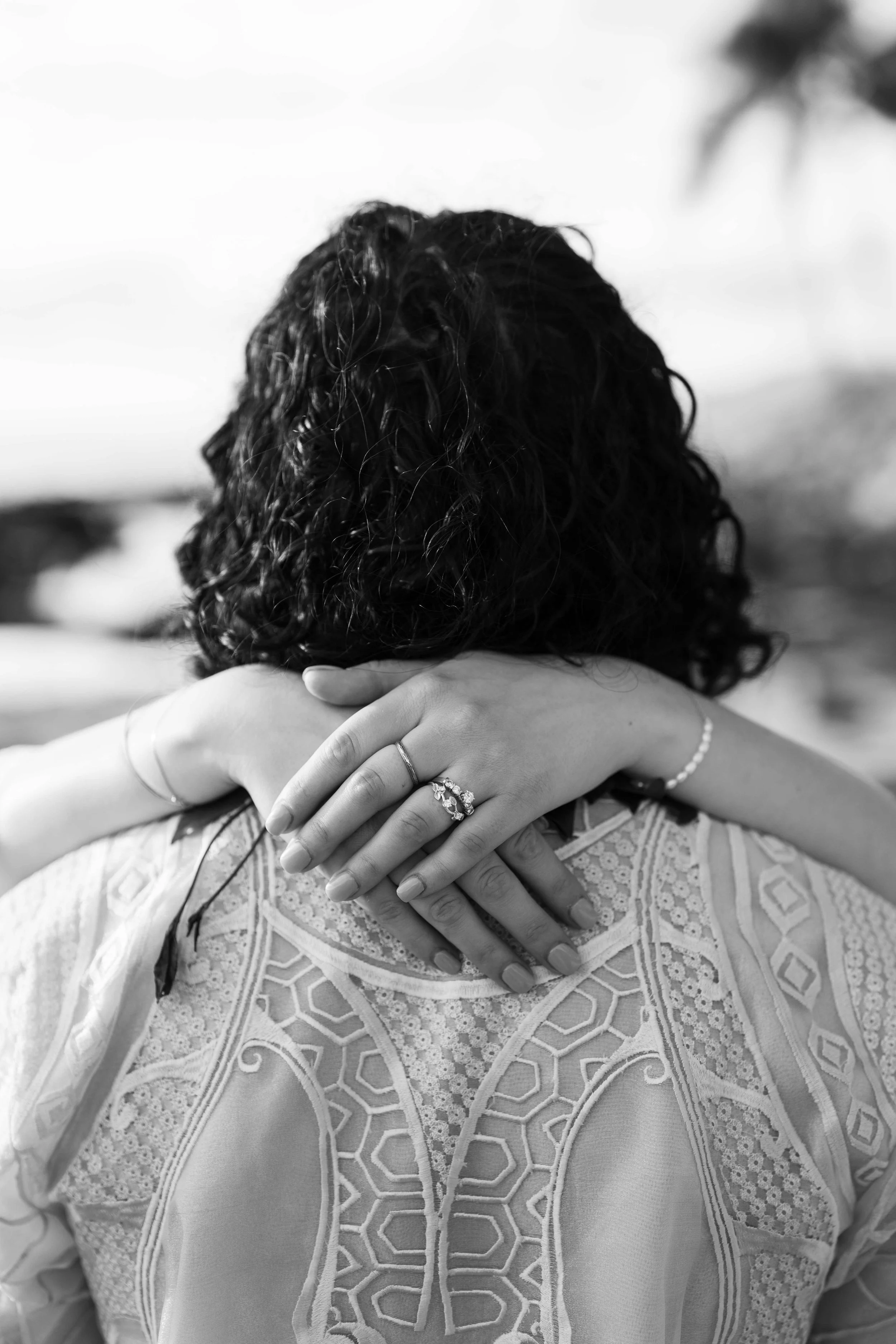 bride and groom kissing at Lanikuhonua Ko Olina Oahu Hawaii.