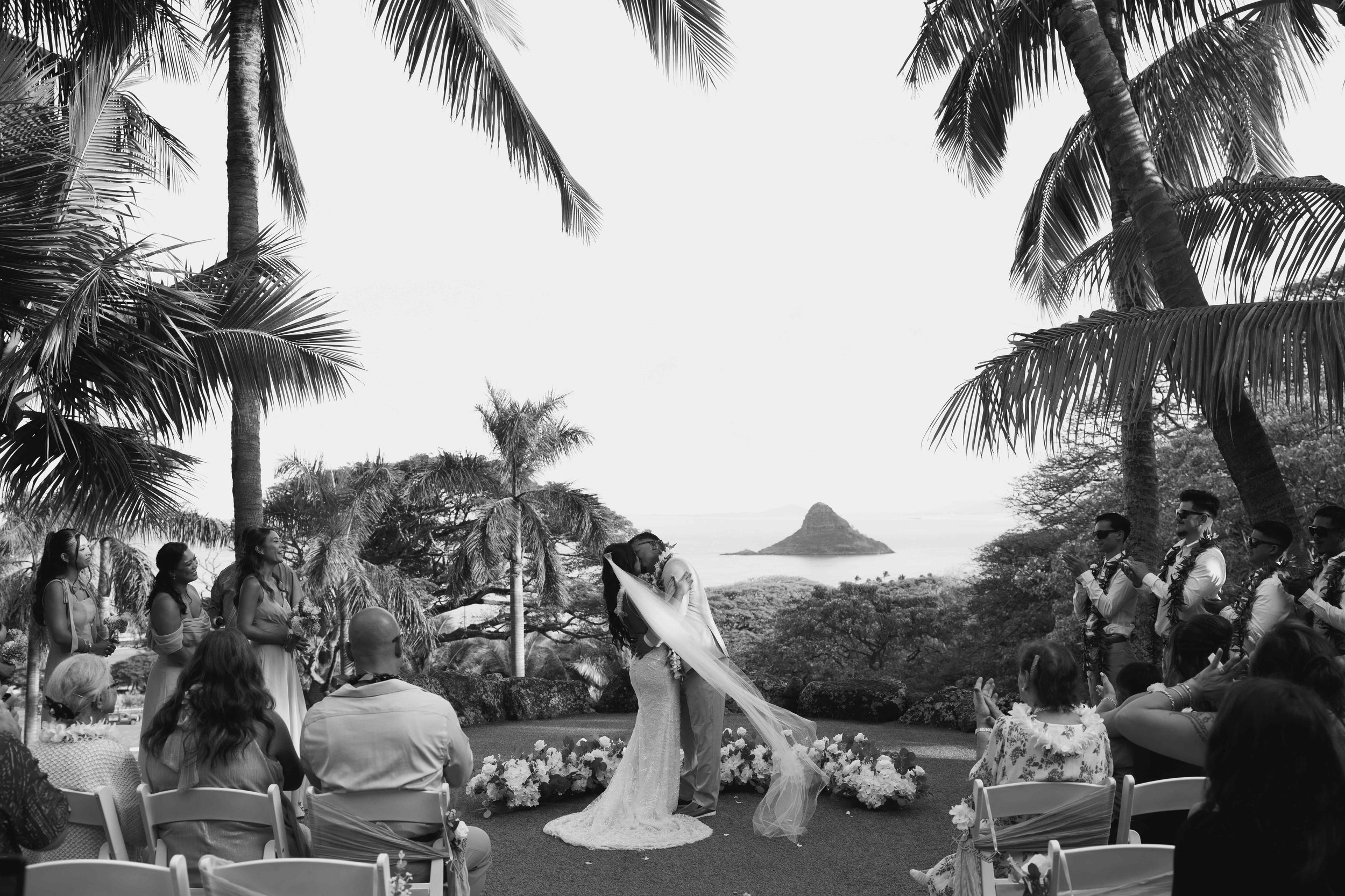 Chelsea-and-Rusty- Paliku-Gardens-Kualoa-Ranch-aloha-media-weddings-10.jpg