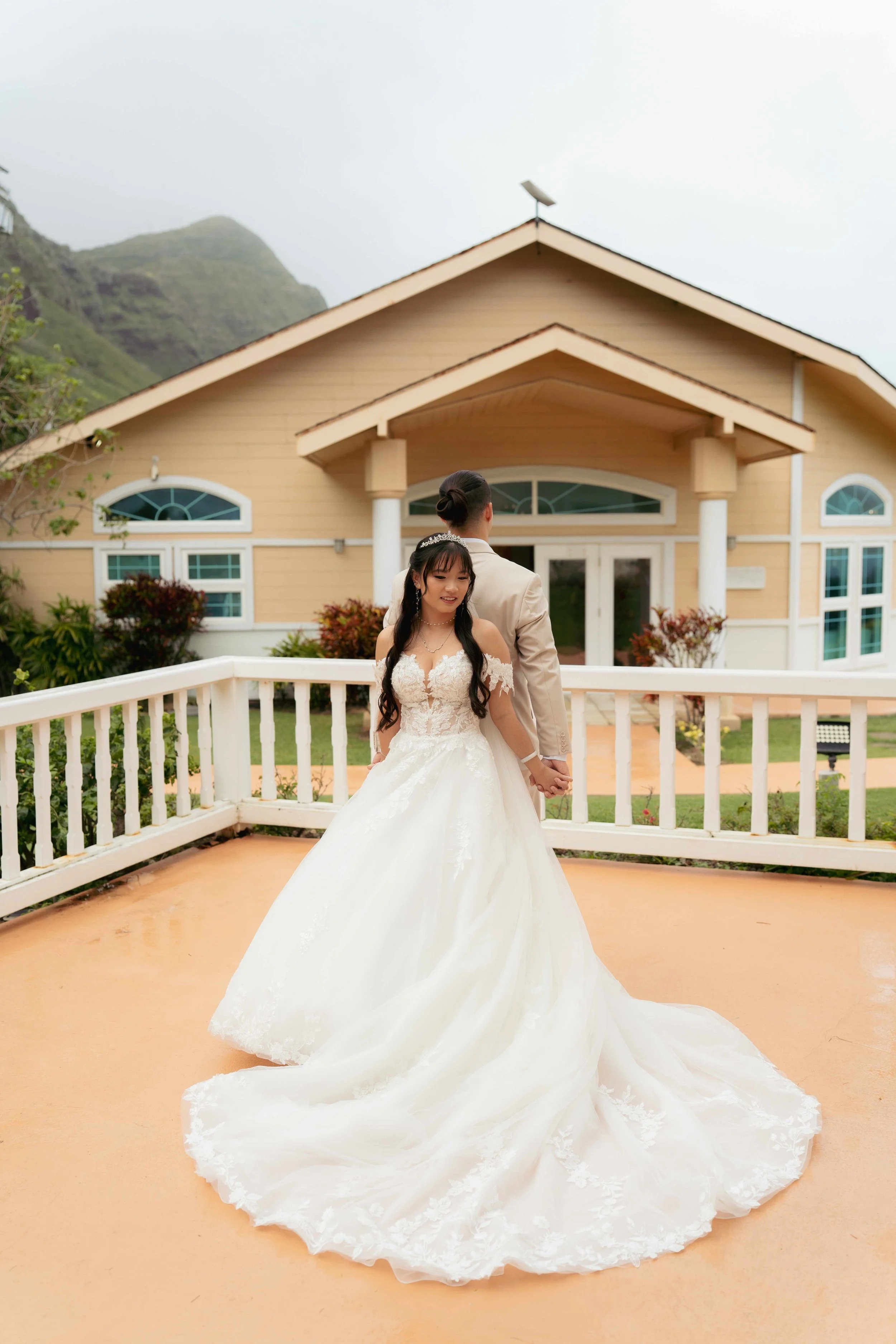 Brooke and Noah-Hyatt Regency Hotel-aloha media weddings 3.jpg