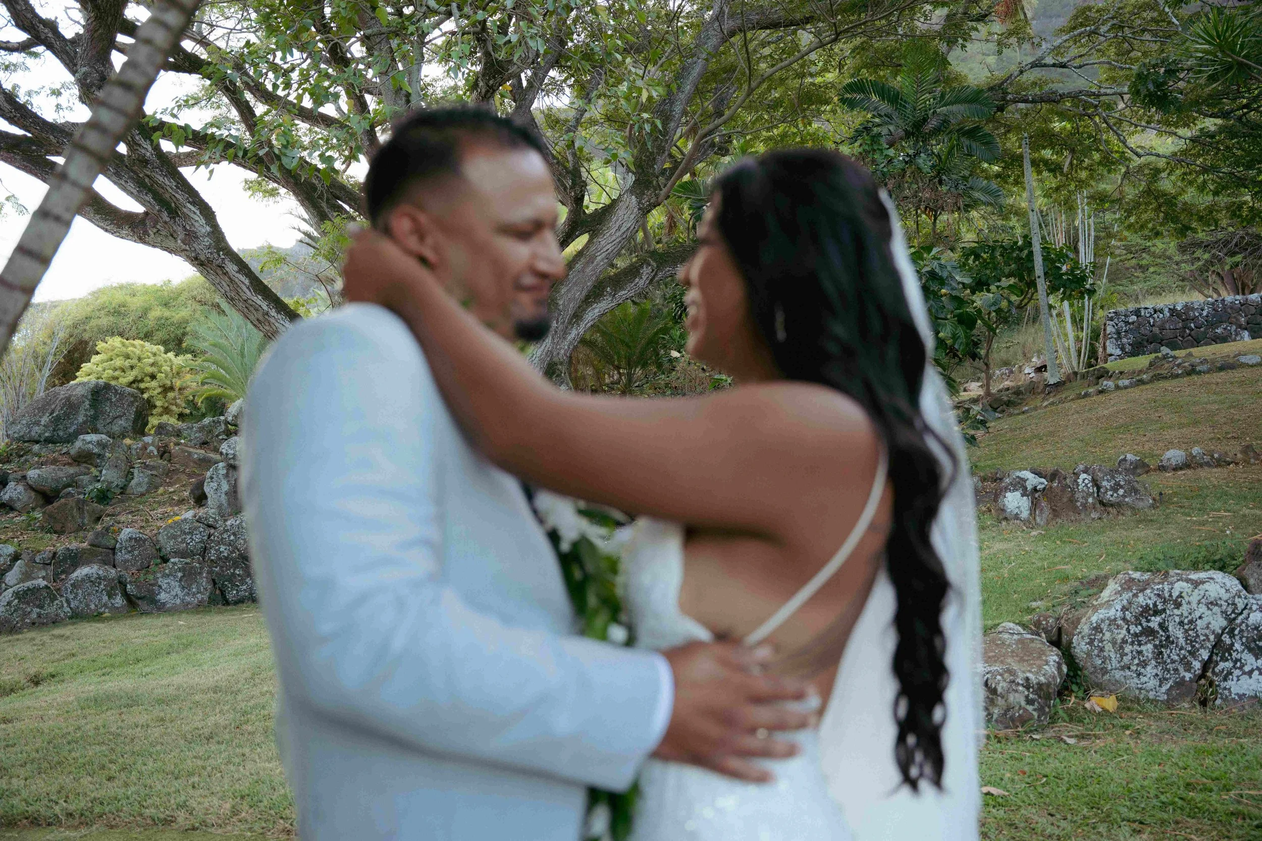 Chelsea-and-Rusty- Paliku-Gardens-Kualoa-Ranch-aloha-media-weddings-18.jpg