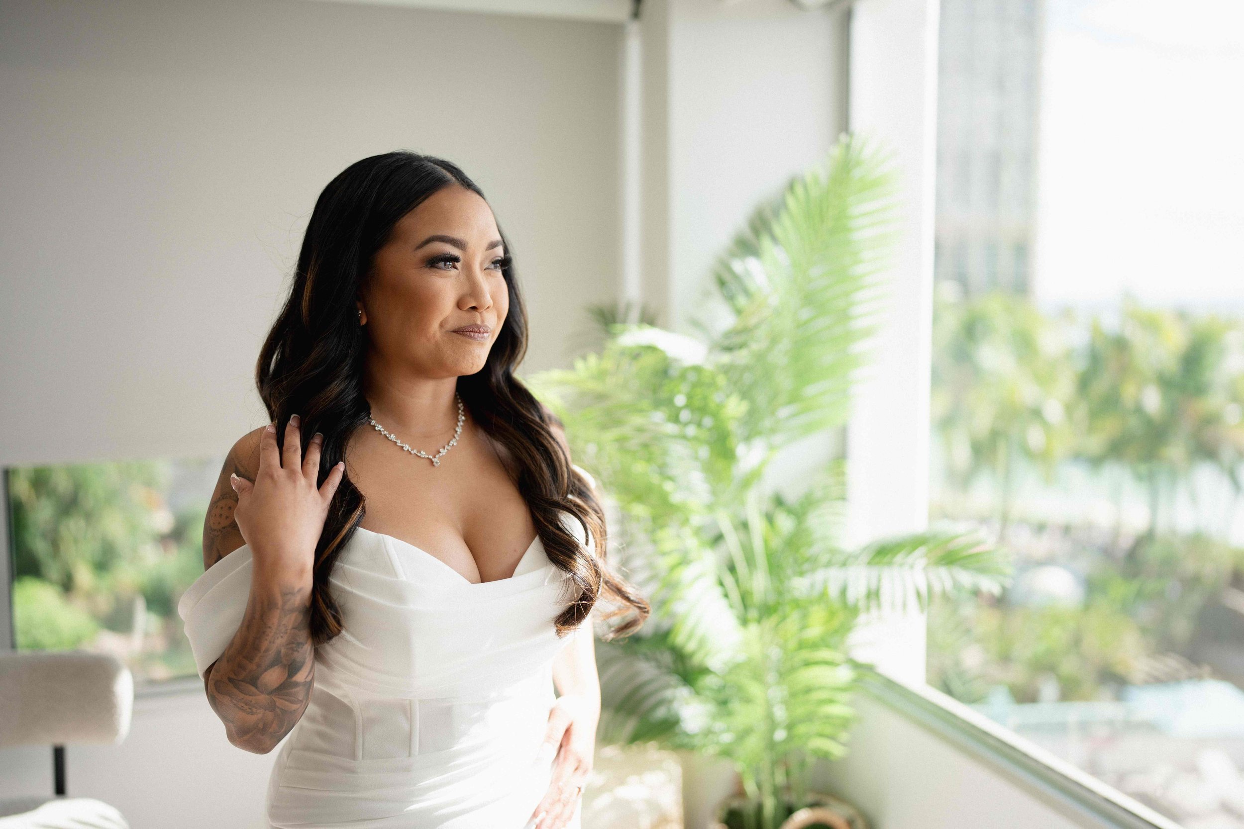 kayla-shane-the-charming-estate-kailua-oahu-wedding-aloha-media-weddings(2).jpg