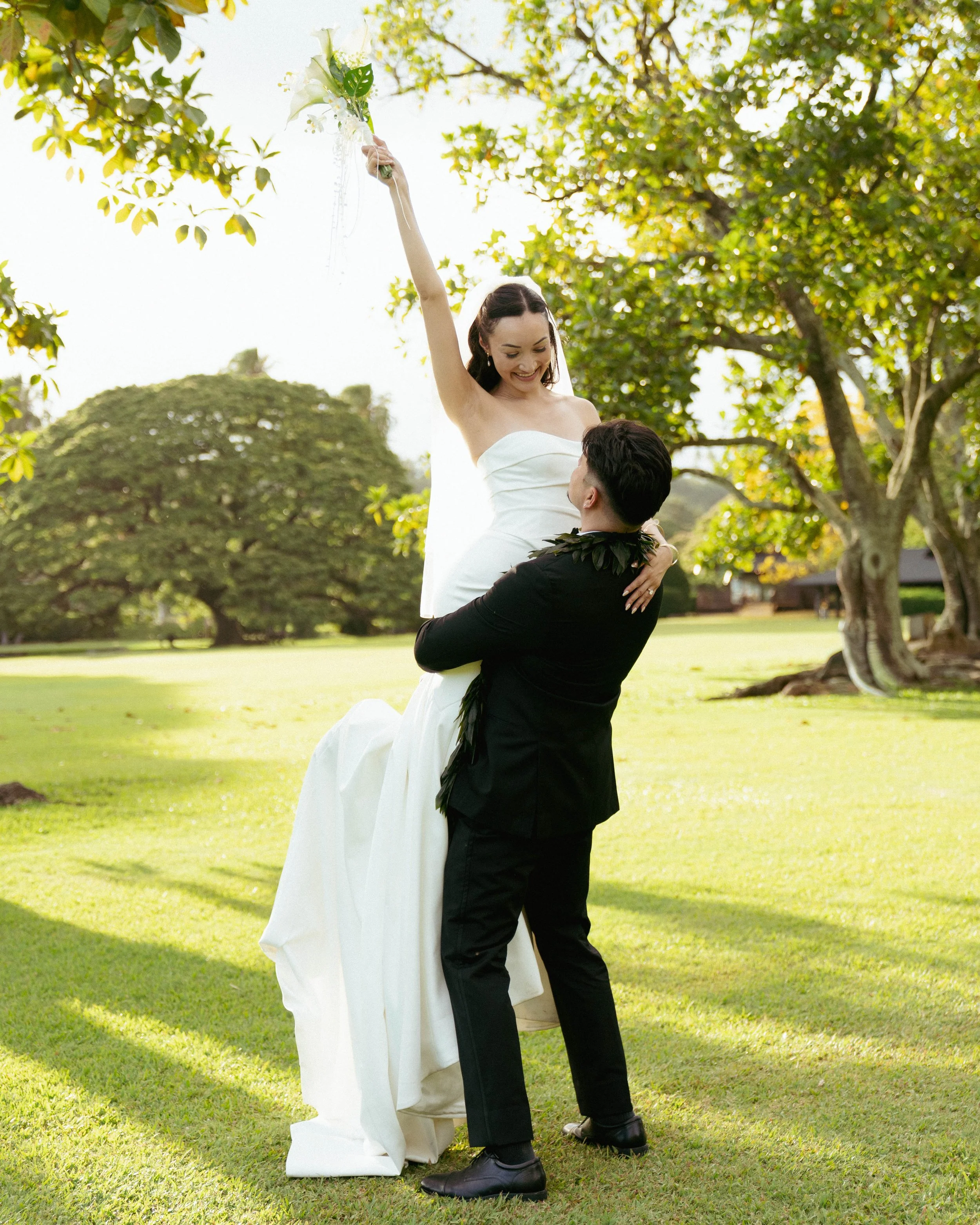 Paxon & Royce | Moanalua Gardens