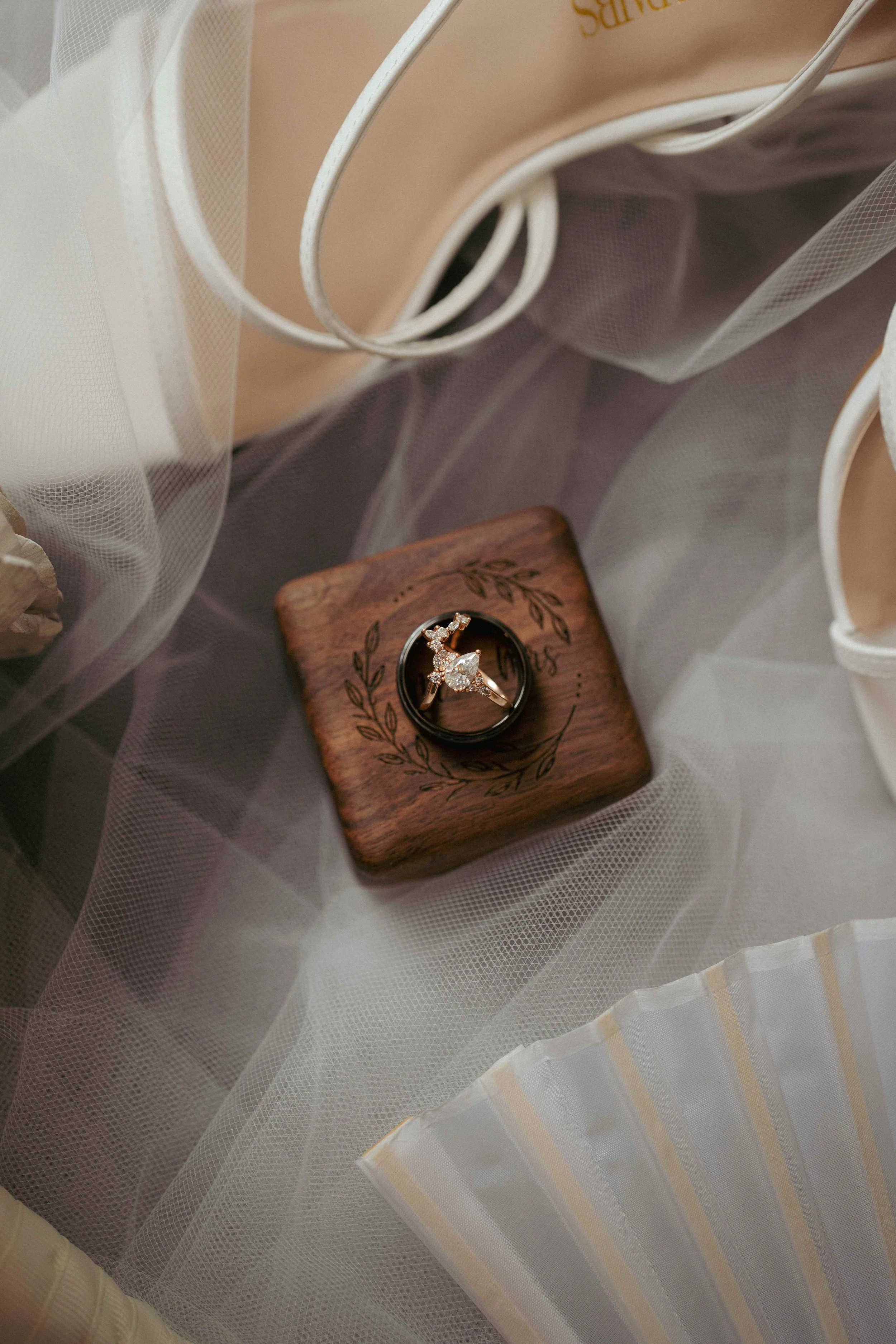 Chelsea-and-Rusty- Paliku-Gardens-Kualoa-Ranch-aloha-media-weddings-6.jpg