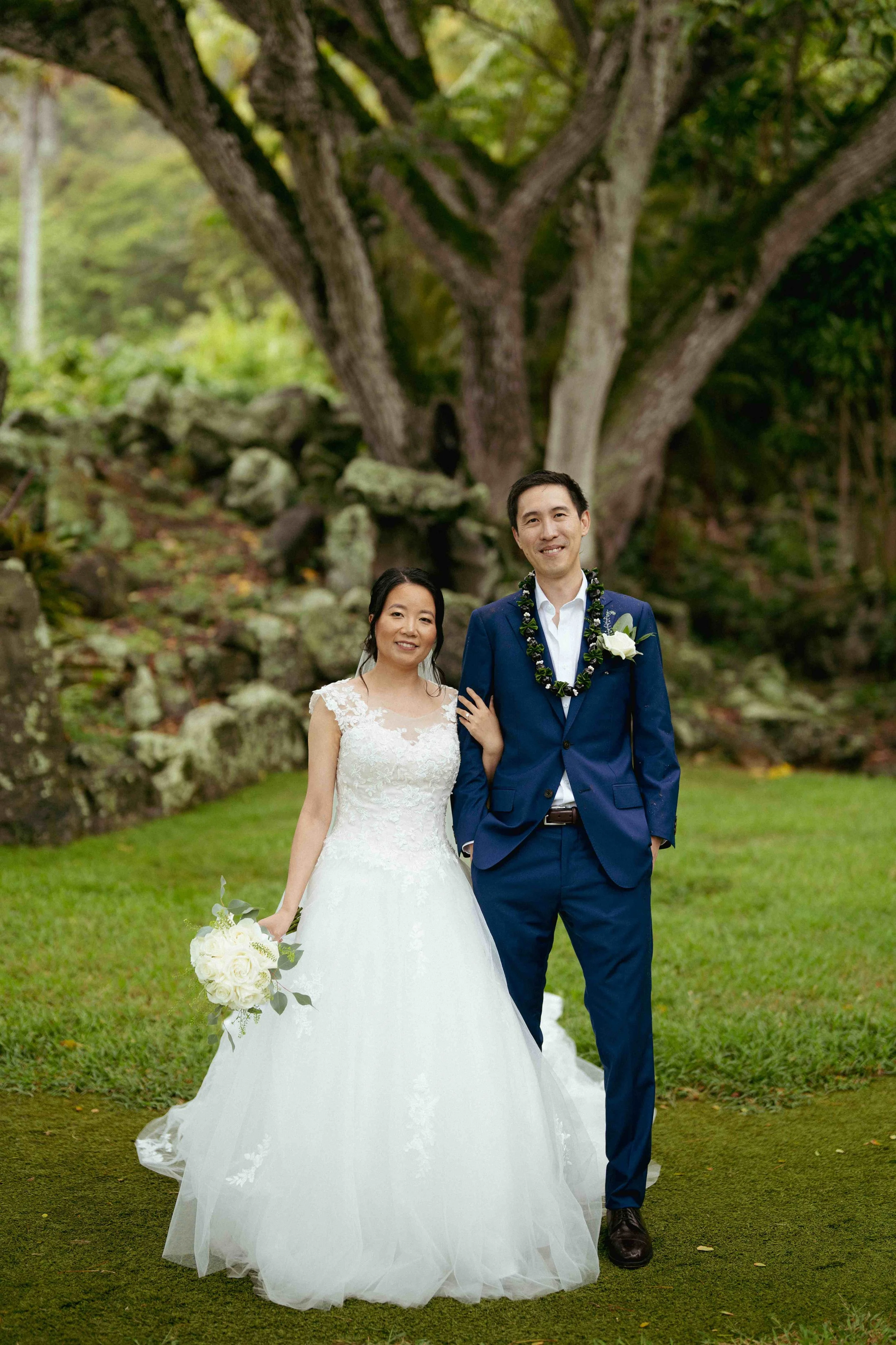 lu-michael-paliku-gardens-kualoa-ranch-oahu-wedding-aloha-media-weddings(7).jpg