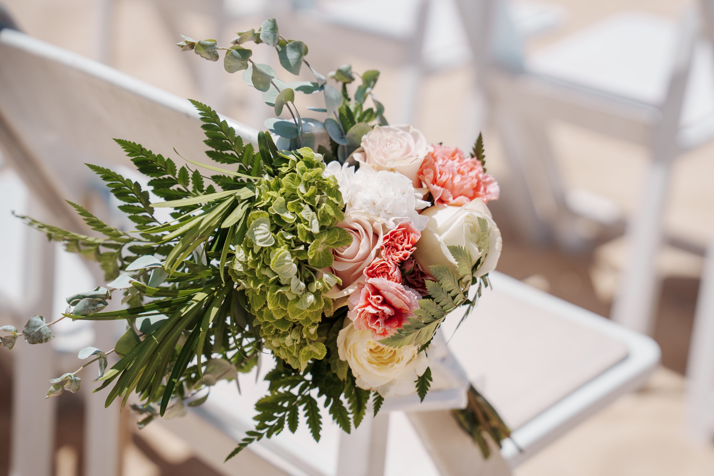 wedding flowers aloha media weddings Oahu wedding photography