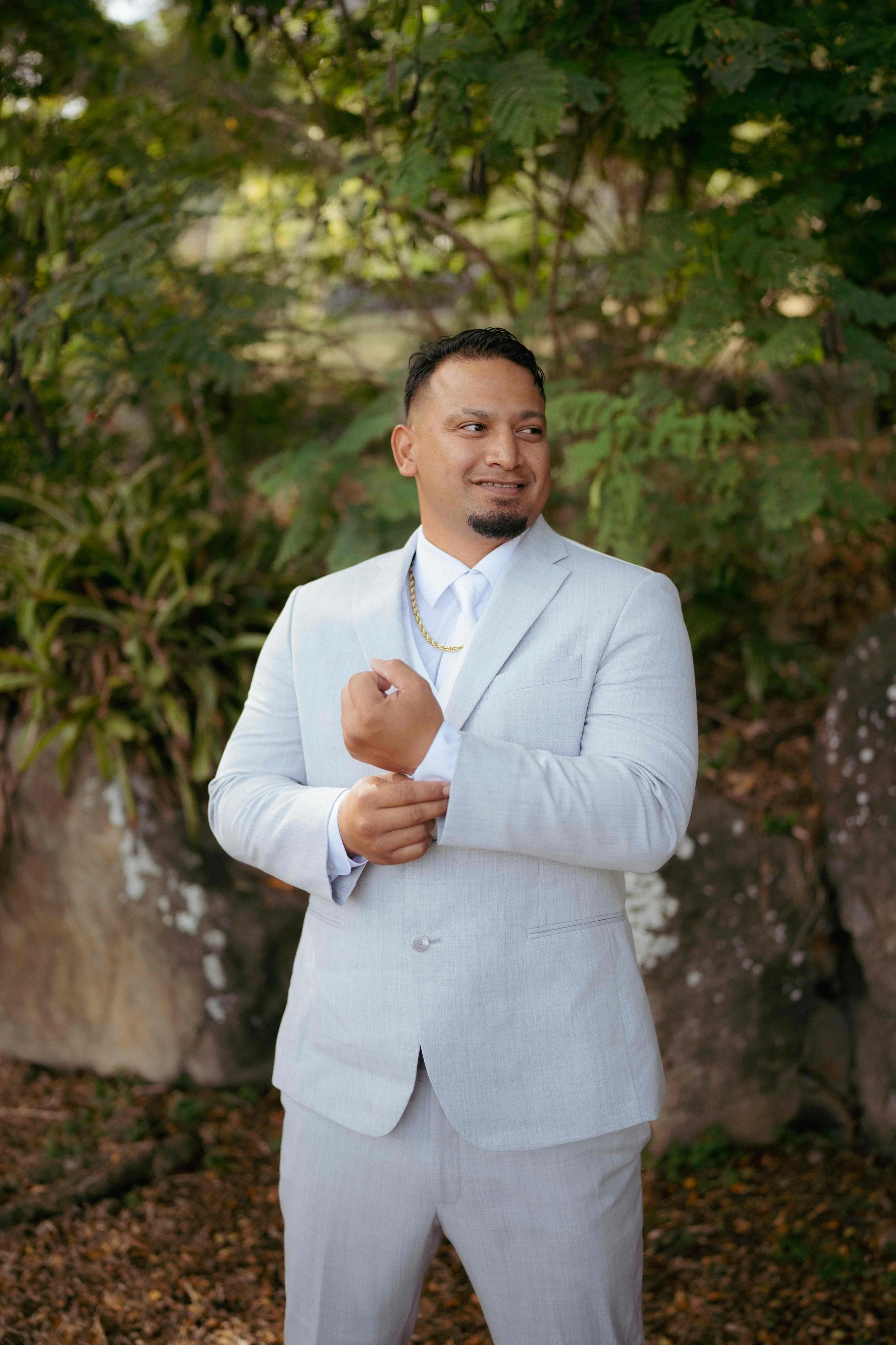 Chelsea-and-Rusty- Paliku-Gardens-Kualoa-Ranch-aloha-media-weddings-12.jpg