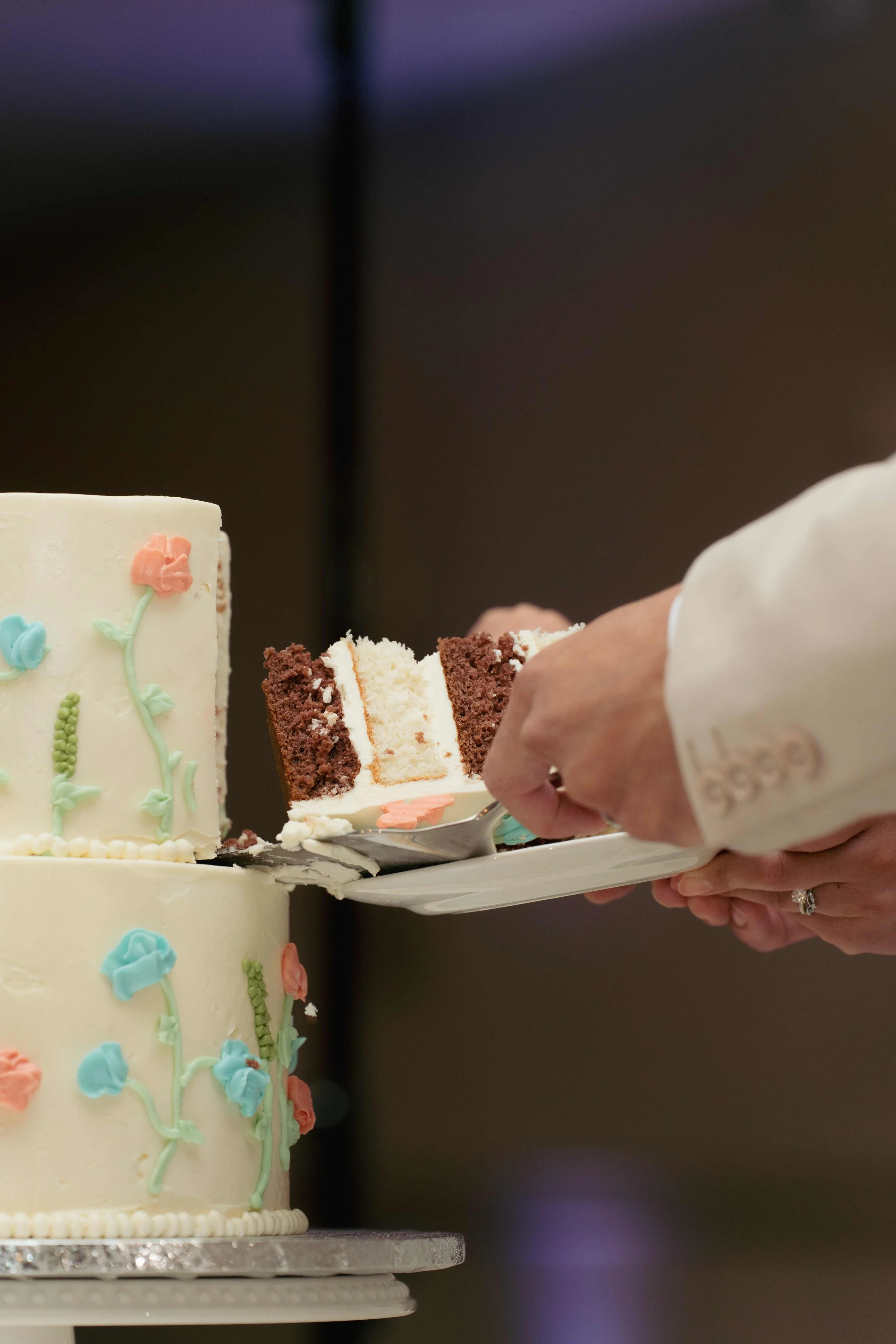 Brooke and Noah-Hyatt Regency Hotel-aloha media weddings 14.jpg