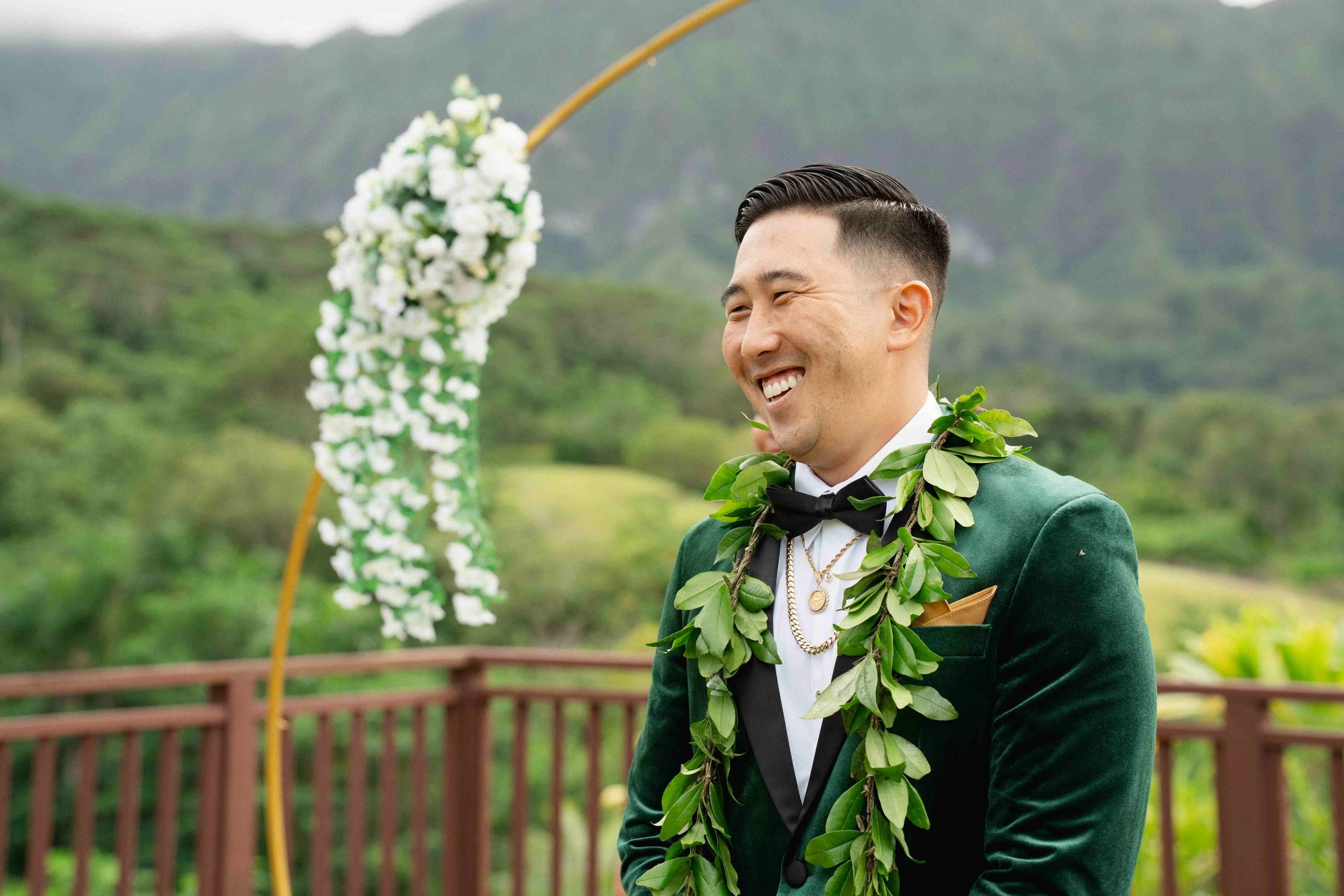 kayla-shane-the-charming-estate-kailua-oahu-wedding-aloha-media-weddings(15).jpg