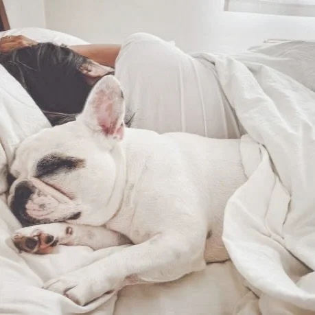 Clocks go back this weekend! So you know what that means&hellip; you get an extra hour with us! We will be serving some cozy vibes, frantically decorating for the holidays and playing the best tunes 🎶 

come play + recharge