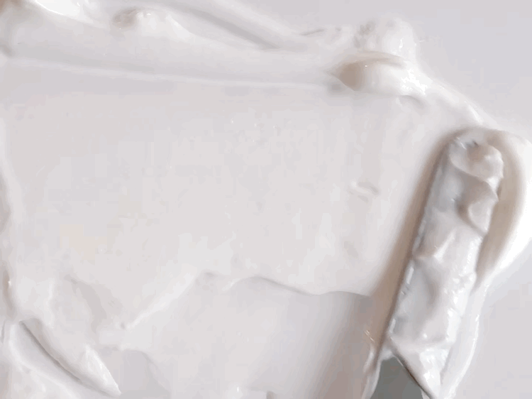 island-body-lotion-texture-1.GIF