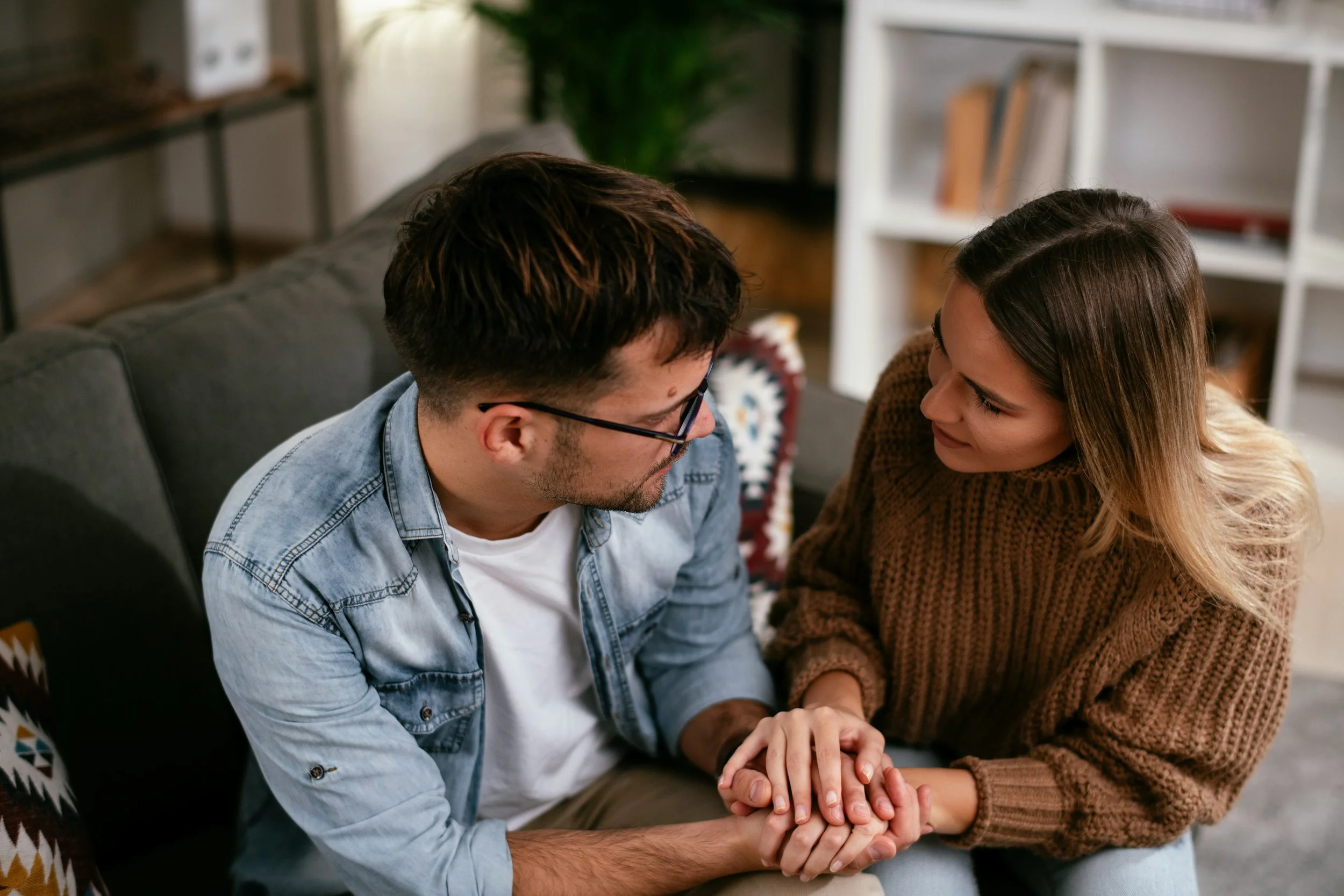 A couple uses EFT based communication techniques to find connection instead of resorting to the pursuer withdrawer cycle they used to.