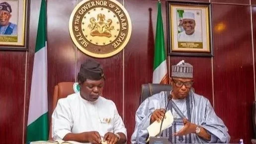 taraba-takes-delivery-of-188-federal-housing-units-promises-transparent-allocation